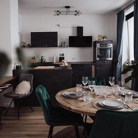 Cozy Dreams: Deluxe 2-Zimmer-Apartment -Kueche Nuremberg Exterior photo